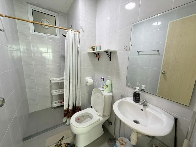 Condominium for Rent at i-Santorini - Vincent Tan - Bathroom - PropertyGuru.com.my