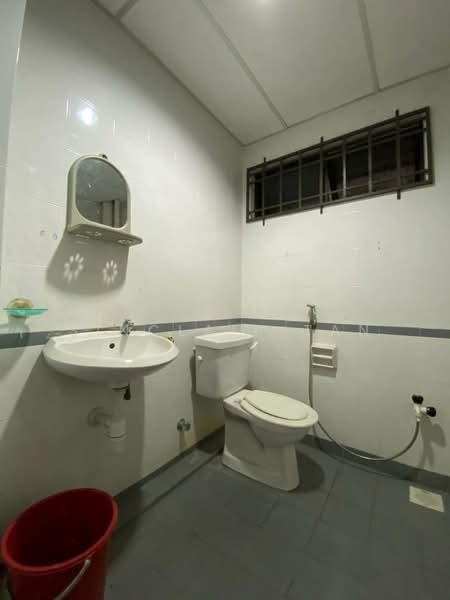 Condominium for Sale at Siantan Puri (8th Avenue) - Sinclair Tan - Bathroom - PropertyGuru.com.my