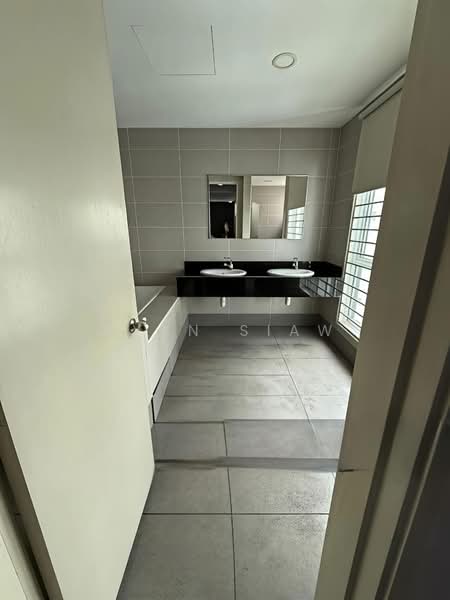 Condominium for Rent at 288 Residences @ Kuchai Lama - Ryan Siaw - Bathroom - PropertyGuru.com.my