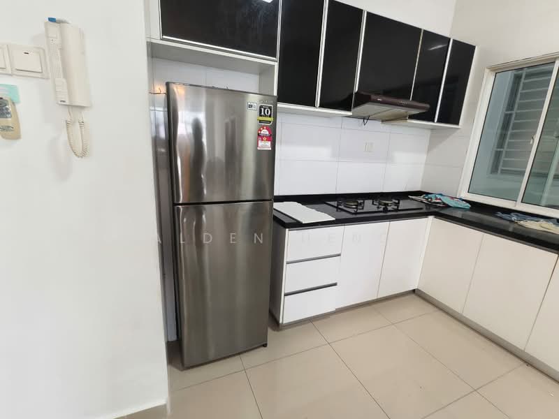 Apartment for Sale at Nusa Heights (Nusa Puncak) - Alden Heng - Kitchen - PropertyGuru.com.my