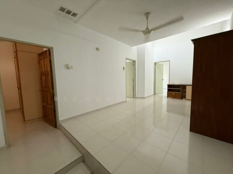 Rumah Teres 2 Tingkat untuk Dijual di Damansara Jaya (Petaling Jaya) - Richard Liew - Living Room - PropertyGuru.com.my