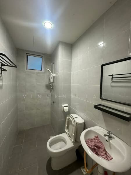 Kondominium untuk Disewa di i-Santorini - Vincent Tan - Bathroom - PropertyGuru.com.my