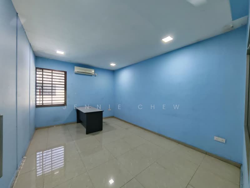Kilang untuk Disewa di Taman Desa Cemerlang (Ulu Tiram) - Jennie Chew - Interior - PropertyGuru.com.my