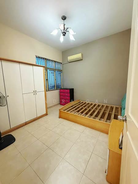Rumah Berkembar untuk Dijual di Taman Impian Emas (Skudai) - Sandra Gan - Bedroom - PropertyGuru.com.my