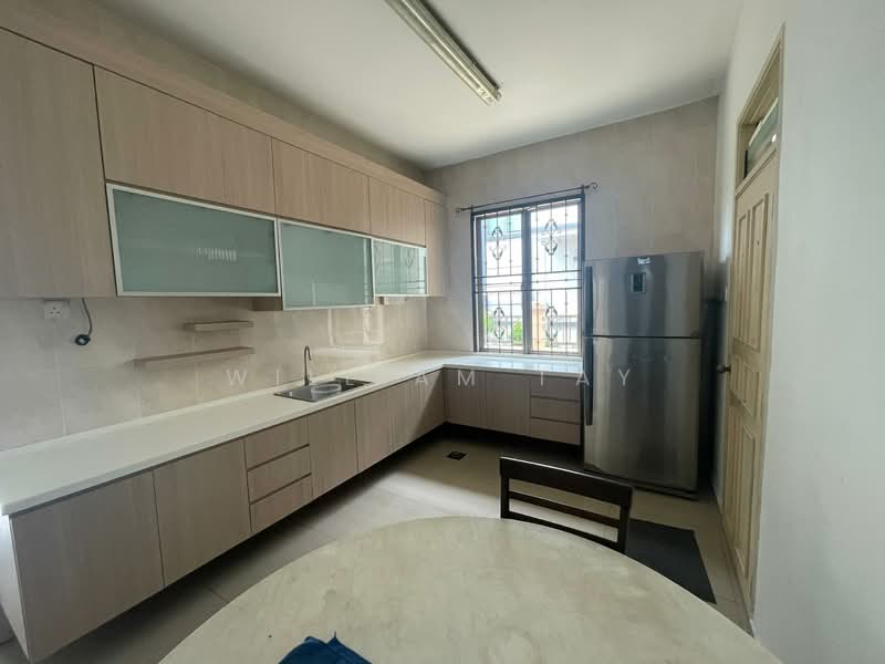 Rumah Berkembar untuk Dijual di Austin Heights (Tebrau) - William Tay - Kitchen - PropertyGuru.com.my