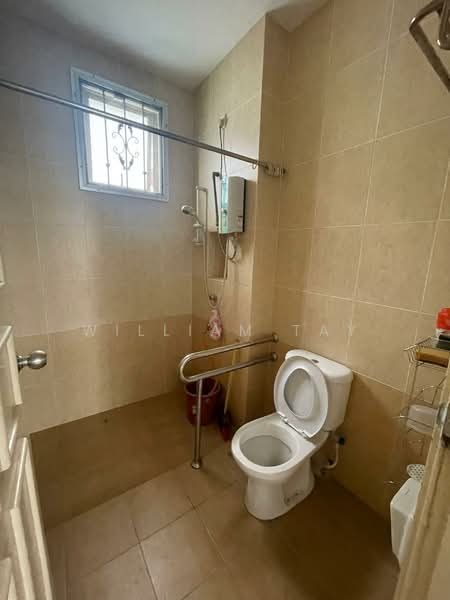 Rumah Berkembar untuk Dijual di Austin Heights (Tebrau) - William Tay - Bathroom - PropertyGuru.com.my