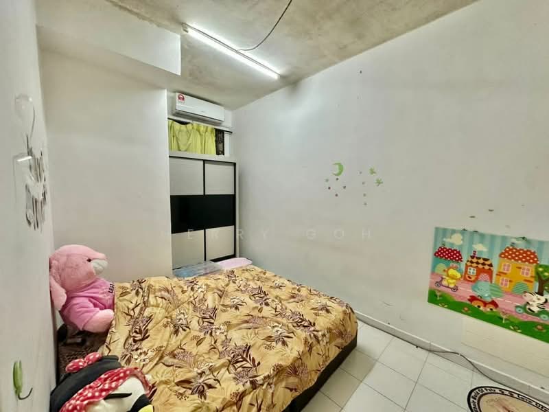 2-storey Terraced House for Sale in Skudai (Johor) - Herry Goh - Bedroom - PropertyGuru.com.my