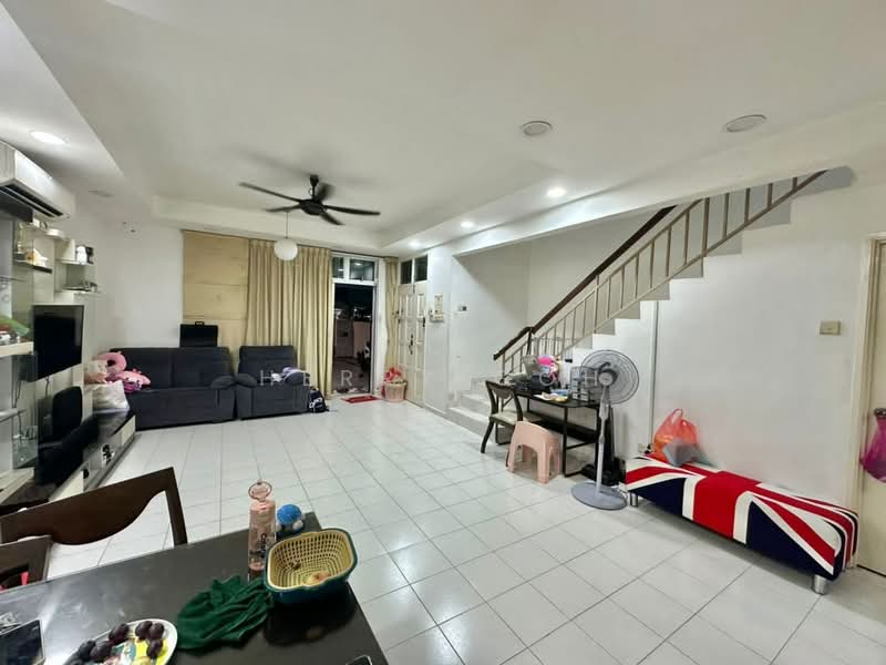 2-storey Terraced House for Sale in Skudai (Johor) - Herry Goh - Living Room - PropertyGuru.com.my