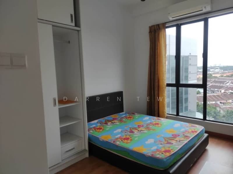 Service Residence for Sale at The Platino Serviced Apartment - Darren Tew - Bedroom - PropertyGuru.com.my
