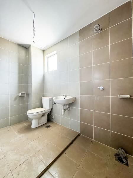 2-storey Terraced House for Sale in Kuala Selangor (Selangor) - Farid Fahmi - Bathroom - PropertyGuru.com.my