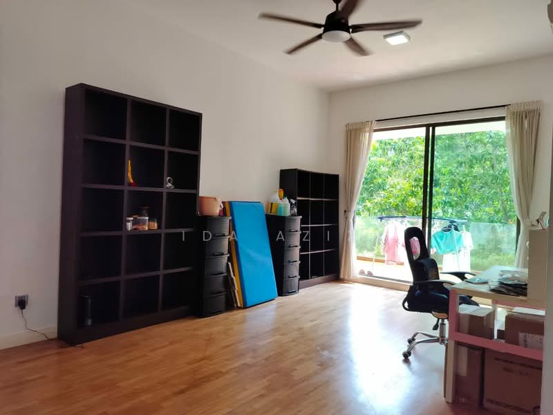 Semi-Detached House for Rent in Iskandar Puteri (Nusajaya) (Johor) - Ida Aziz - Study - PropertyGuru.com.my
