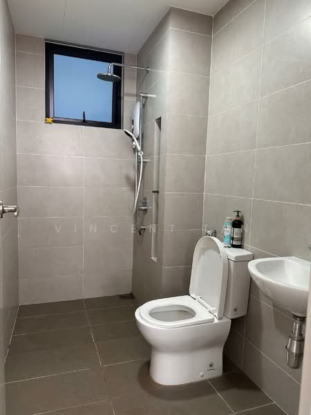 Kondominium untuk Disewa di M Vista - Vincent Tan - Bathroom - PropertyGuru.com.my