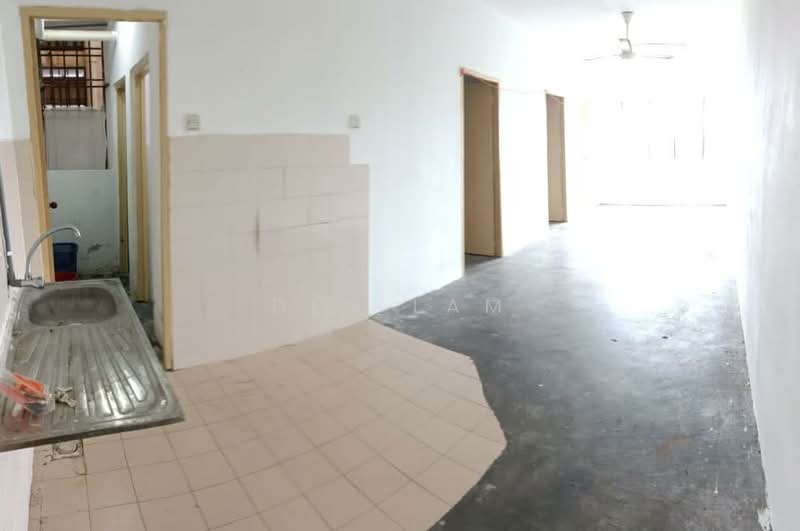 Rumah Flat untuk Disewa di Taman Bukit Segar - Den Lam - Kitchen - PropertyGuru.com.my