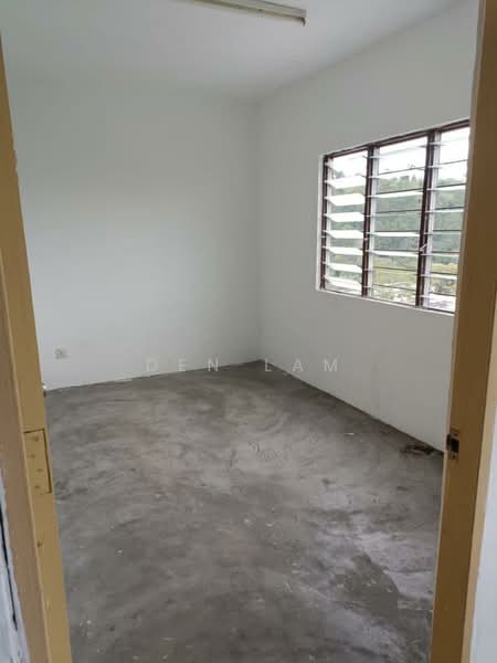 Rumah Flat untuk Disewa di Taman Bukit Segar - Den Lam - Interior - PropertyGuru.com.my