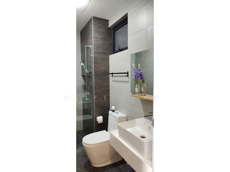 Service Residence for Sale at Trion 2 @ KL - Cliff Siow - Bathroom - PropertyGuru.com.my