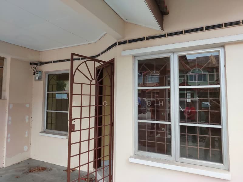 2-storey Terraced House for Sale in Taman Putra Prima (Puchong) - Alice Goh - Exterior - PropertyGuru.com.my