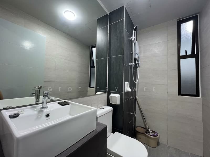 Condominium for Rent at Admiral Residences - Geoffery Wee - Bathroom - PropertyGuru.com.my