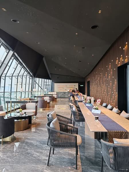 Kondominium untuk Dijual di Skyline KL - KS Chia - Sky Lounge - PropertyGuru.com.my