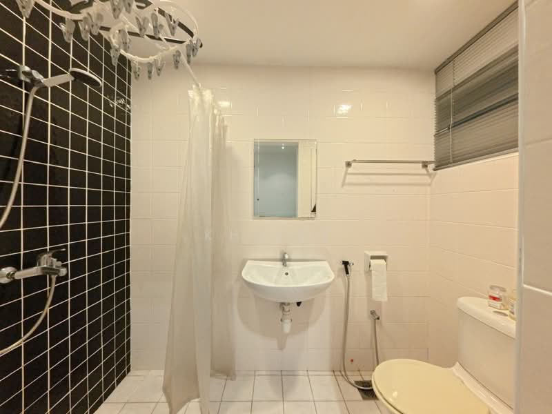 Condominium for Sale at The Plaza Condominium - KH LEE - Bathroom - PropertyGuru.com.my
