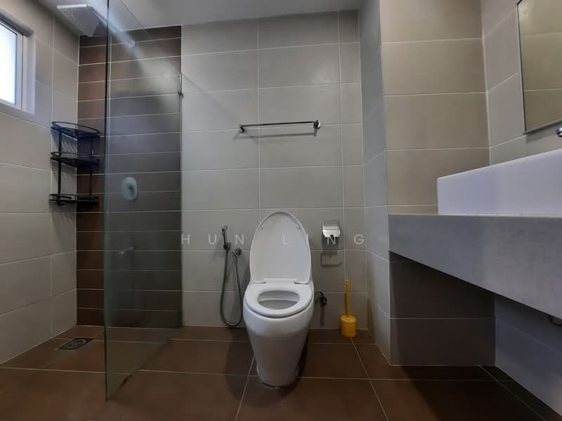Kondominium untuk Disewa di Paraiso Residence @ The Earth - Hun Ling - Bathroom - PropertyGuru.com.my