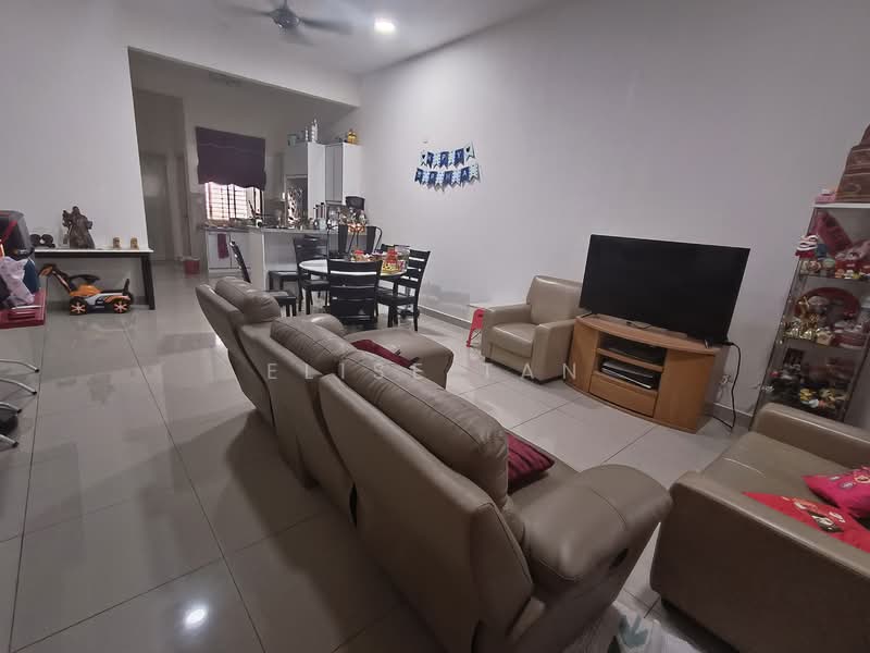 2-storey Terraced House for Sale in Bandar Seri Coalfields (Ijok) - Elise Tan - Living Room - PropertyGuru.com.my