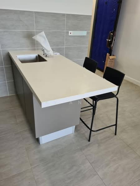 Service Residence for Sale at Bell Suites - KY Ang - Kitchen - PropertyGuru.com.my