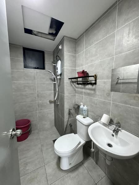 Kondominium untuk Disewa di Mizumi Residences - Kenji Ti - Bathroom - PropertyGuru.com.my