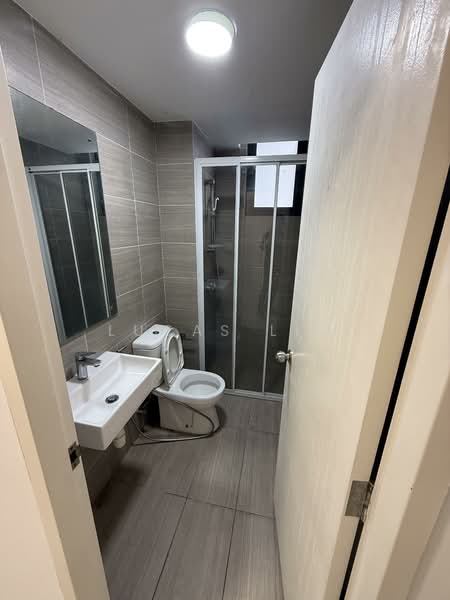 Servis Apartment untuk Dijual di Lexa Residence @ The Quartz WM - Lucas Lim - Bathroom - PropertyGuru.com.my
