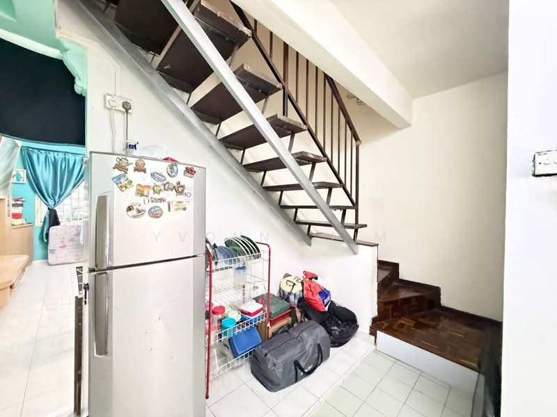 Rumah Teres 2 Tingkat untuk Dijual di Taman Bukit Tiram (Ulu Tiram) - Yvonne Lim - Interior - PropertyGuru.com.my