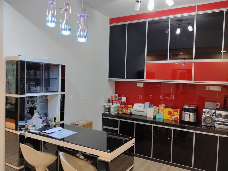 Rumah Teres 2 Tingkat untuk Dijual di Taman Desa Cemerlang (Ulu Tiram) - Hung Hoi Heah - Kitchen - PropertyGuru.com.my