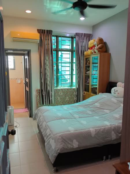 Rumah Teres 2 Tingkat untuk Dijual di Taman Desa Cemerlang (Ulu Tiram) - Hung Hoi Heah - Bedroom - PropertyGuru.com.my