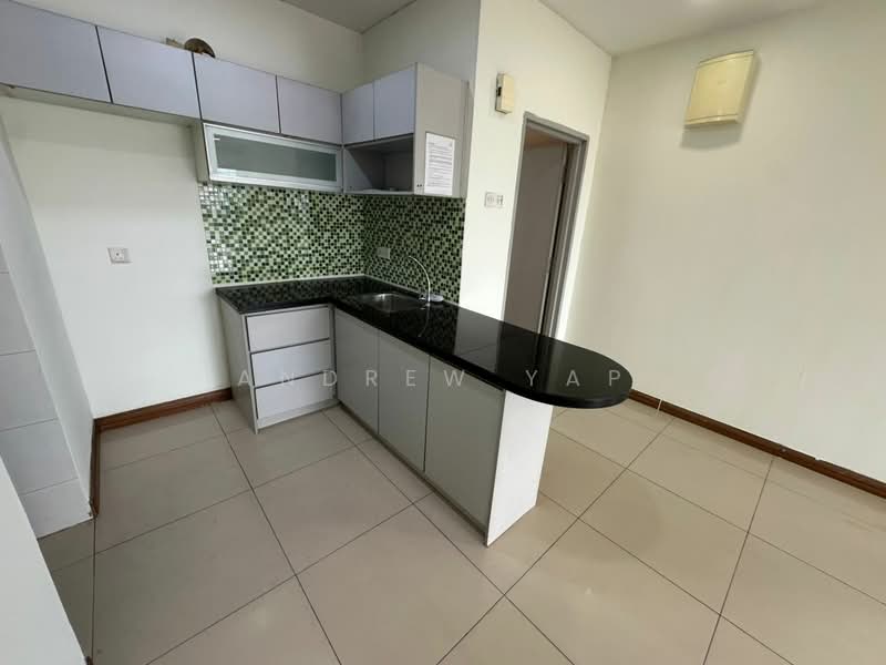 Condominium for Sale at Seri Puteri - Andrew Yap - Kitchen - PropertyGuru.com.my