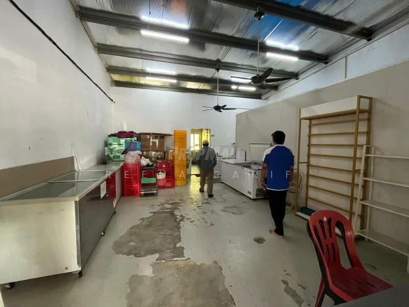 Kedai untuk Dijual di Shah Alam (Selangor) - Reena Sarif - Interior - PropertyGuru.com.my