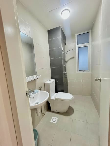 Servis Apartment untuk Disewa di MIRAI Residences - Eiffel Lai - Bathroom - PropertyGuru.com.my