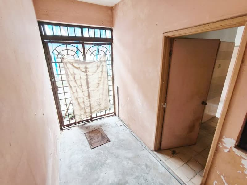 2-storey Terraced House for Sale in Taman Mount Austin (Tebrau) - Shawn Lim - PropertyGuru.com.my