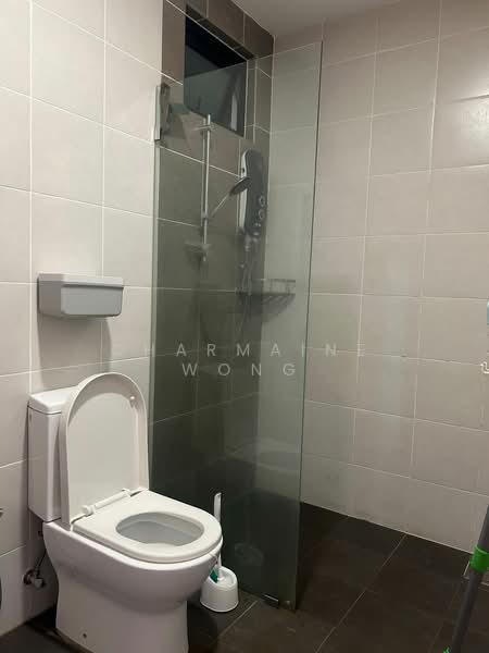 Servis Apartment untuk Disewa di D'sands Residence - Charmaine Wong - Bathroom - PropertyGuru.com.my