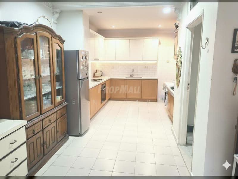 2-storey Terraced House for Sale in Shah Alam (Selangor) - Reena Sarif - Kitchen - PropertyGuru.com.my