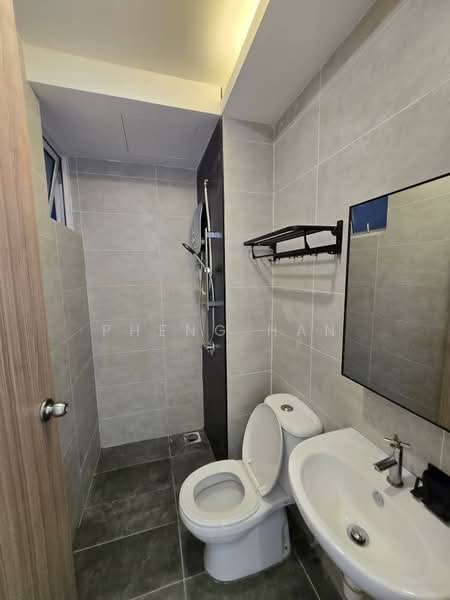 Condominium for Rent at QuayWest Residence - Pheng Han - Bathroom - PropertyGuru.com.my
