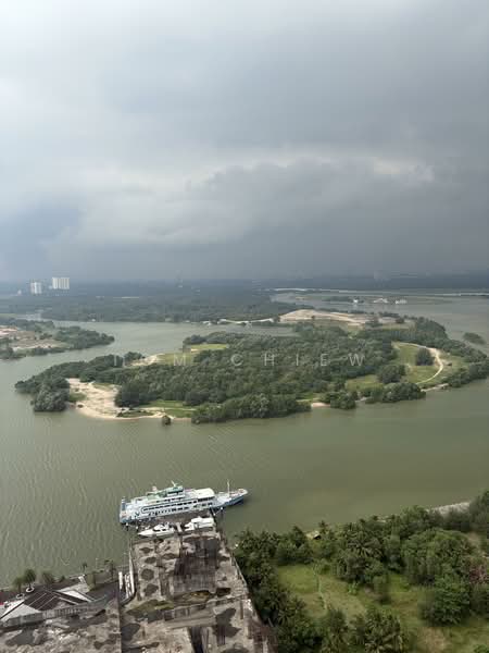 Service Residence for Sale at Vista Tiara (MBW Bay) - Tom Chiew - Exterior - PropertyGuru.com.my
