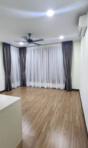 Kondominium untuk Disewa di Damansara Seresta - Jessica Lim - Living Room - PropertyGuru.com.my