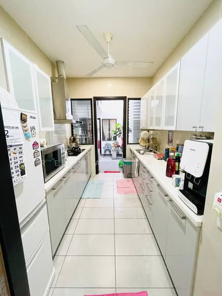 Bungalow for Sale in Elmina (Shah Alam) - Reena Sarif - Kitchen - PropertyGuru.com.my