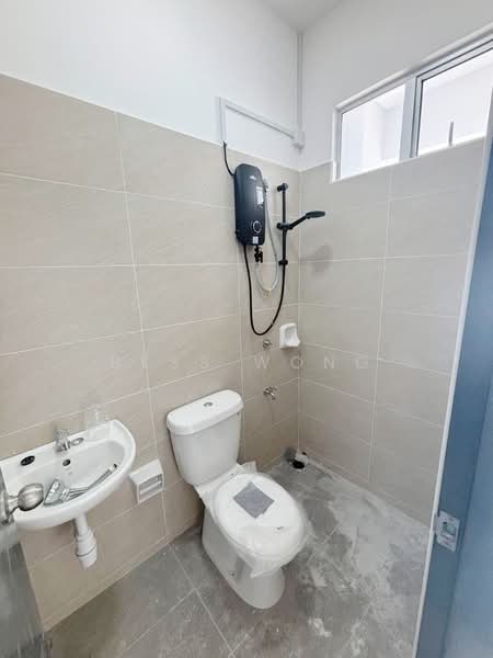 Rumah Teres 2 Tingkat untuk Disewa di Kulai (Johor) - Bess Wong - Bathroom - PropertyGuru.com.my