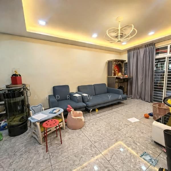 2.5-storey Terraced House for Sale in Cheras (Selangor) - Andrew Yap - Living Room - PropertyGuru.com.my