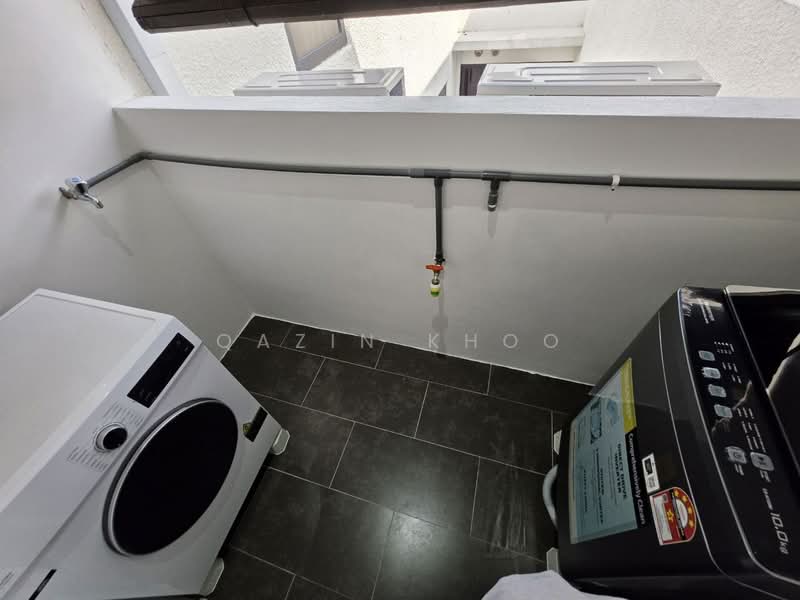 Condominium for Rent at The Cove Hillside Residence - Qazin Khoo - Balcony - PropertyGuru.com.my