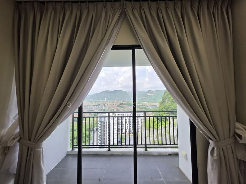 Condominium for Rent at The Cove Hillside Residence - Qazin Khoo - Balcony - PropertyGuru.com.my