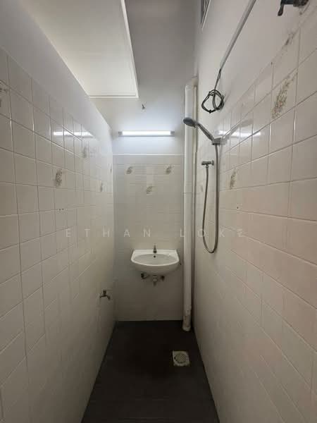 Rumah Teres 1 Tingkat untuk Dijual di Bandar Sri Damansara (Selangor) - Ethan Loke - Bathroom - PropertyGuru.com.my