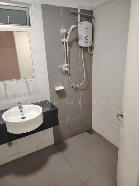 Apartment for Sale at Idaman Residence - Beatrice Lam - Bathroom - PropertyGuru.com.my
