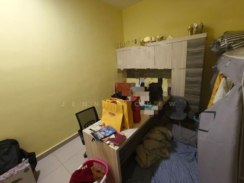 2-storey Terraced House for Sale in Taman Ehsan Jaya (Ulu Tiram) - Jennie Chew - Bedroom - PropertyGuru.com.my