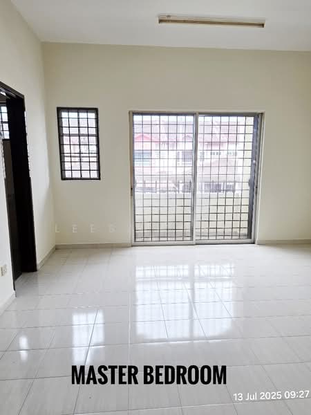 2-storey Terraced House for Sale in Taman Seri Murni (Butterworth) - Leesa Cheah - Master Bedroom - PropertyGuru.com.my