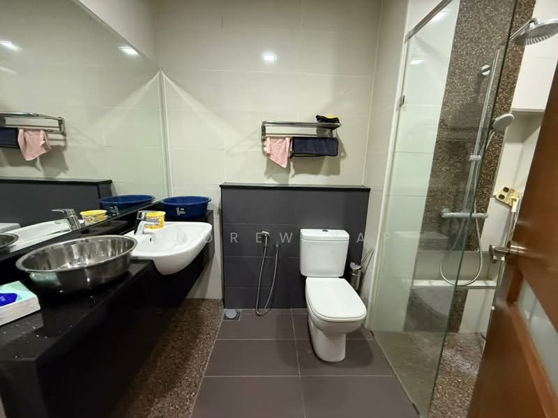 Rumah Banglo untuk Dijual di Taman Taynton View (Cheras) - Andrew Yap - Bathroom - PropertyGuru.com.my